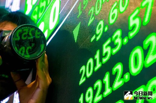 亞翔5月營收年減27% 網友笑巴逆逆下單了?