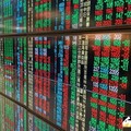 台股開盤下跌14點 陷22000點保衛戰