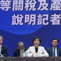 鄭麗君記者會太遲？網紅指這些關鍵沒答案
