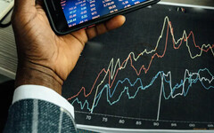 輝達救台股！收盤漲846.24點 一度創第2高