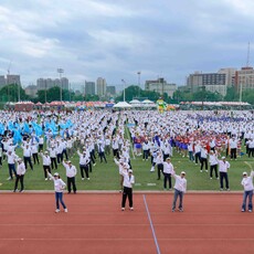富邦集團運動家庭日 蔡明興、蔡明忠與6千員工及家人同樂！