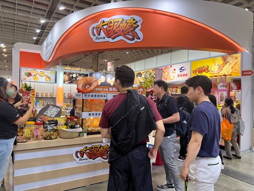 台灣經典國民零食：真材實料口碑響譽的蝦肉餅