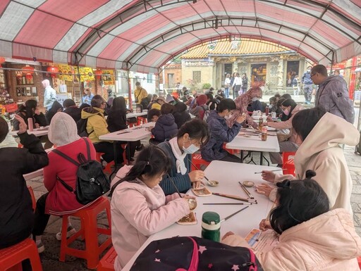 台灣好行帶路！體驗北埔文化與柿染之美