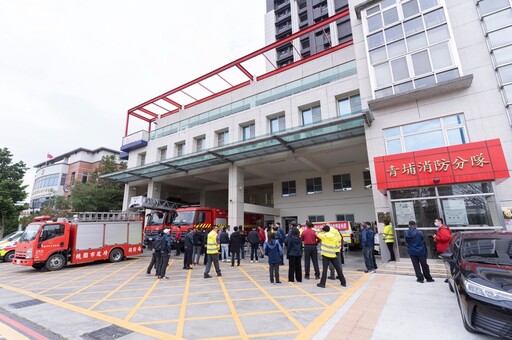 愛心回饋鄉里 醫美集團捐贈救護車助力桃園青埔