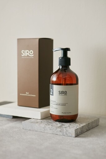 從頭開始的日常儀式:人氣髮品SIRO用科學為頭皮找回平衡與自信