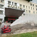 建東精工捐贈首台國產 FRT-5智慧聯網消防機器人