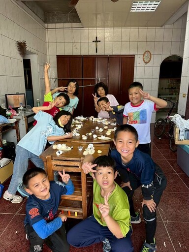 以手作傳遞感動 王旭賓傳承技藝用公益溫暖社會