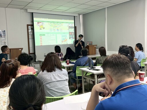 新住民特色店家美食吸睛 小小郵務士寄出跨文化情感明信片