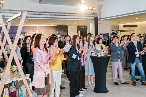 十年磨一劍共築「未來學習」生態圈,天下學習企業平台啟動!