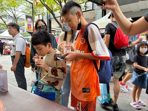 2025台北網紅節頤珍宮膳草本手搖飲台北亮相 掀起健康時尚新風潮