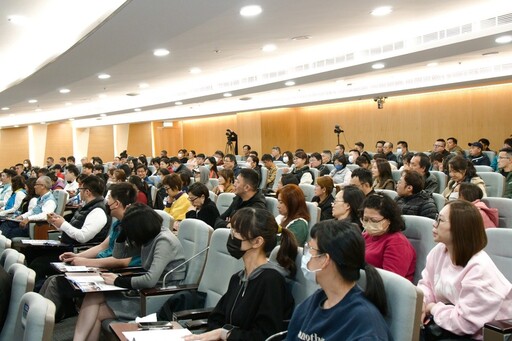 租服全聯會領軍200名產官學業者召開國家級會議 揭開租屋市場改革序幕:跨部會改革刻不容緩!