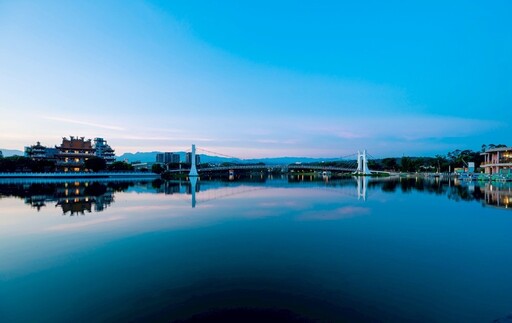 龍潭池畔 好久不見「別墅」 達運機構【拾山】 心居落成