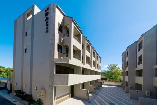 龍潭池畔 好久不見「別墅」 達運機構【拾山】 心居落成