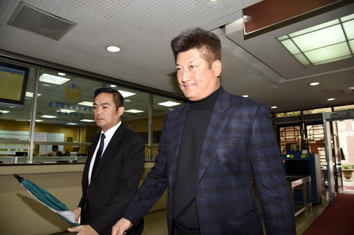 辜仲諒法庭上強調「棒球比生命重要」 獲裁定手機監控深夜返家