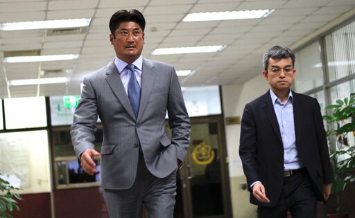 辜仲諒涉購地案一審判7年8月 宣布6/13股東會後辭中信金董事