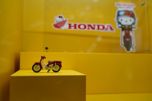 日本「Hello Kitty 展」海外首站明日台北登場 搶先一窺 50 年來 Hello Kitty 多變的風貌