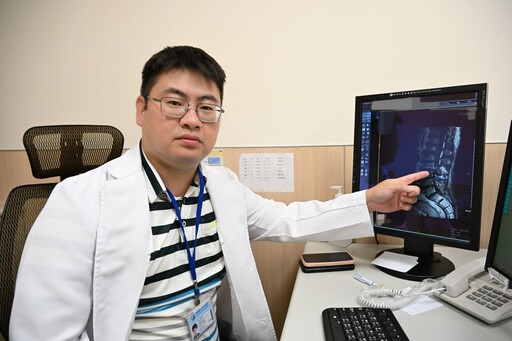 下背劇痛「幾乎快趴地上」 原來是細菌跑到骨頭裡面