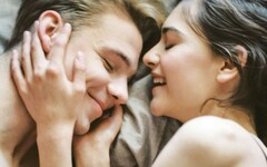 最新調查：台灣人不到4成滿意性愛頻率 兩大原因壓垮性行為意願！