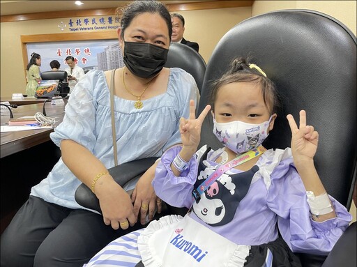 「大人腎臟種在小孩肝臟」救回8歲女童命！ 台北榮總寫亞洲首例