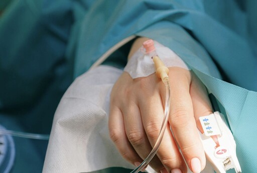 台灣首創！護理記錄轉化AI 預測ICU病患出院後死亡率「準確率8成」