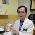 87歲老翁「撞到頭」沒處理 再次頭暈、跌倒已經腦出血！