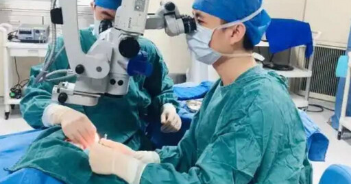 拆快遞遭飛來橫禍!數十根「透明鋼針」瞬間插入眼球 最細僅髮絲1/20