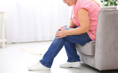 膝蓋痛不是膝關節炎，怎麼會是髖關節出問題？