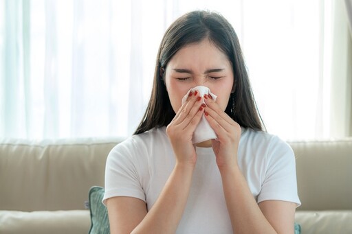 感冒→肺炎！醫示警「關鍵症狀」：有些人不咳嗽、不發燒 1招有效預防