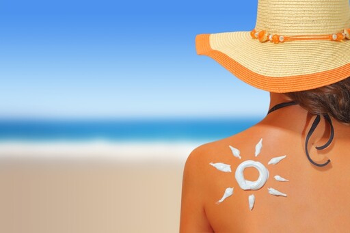 曬太陽可以合成維生素D，幫助預防骨鬆，還能預防1疾病，但要戒掉住口味飲食習慣
