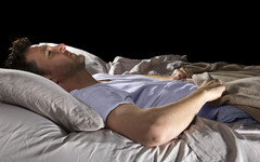 睡不夠每天都好累，還會增加1疾病罹患機率，但超過8小時也不好