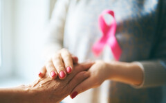 溫馨5月!!趁著母親節之際，關懷身旁女性，營養師盤點預防乳癌避免10種壞習慣