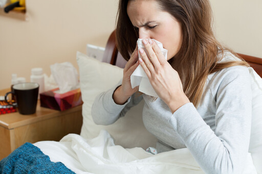 鼻竇炎併鼻息肉導致鼻涕倒流，1方法精準消除息肉，但要小心3種併發症