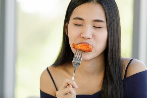 今「立秋」小心秋老虎！ 中醫叮嚀「保養4重點」：多吃這1口味食物有助潤肺