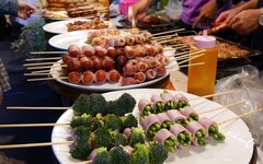 營養師1圖公布「烤肉食材熱量排行」！冠軍70％都是油 1靈魂調味刷少一點