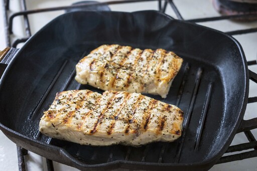 吃「這5類食物」能護眼！專家認證激推 地瓜葉、瘦肉都入列