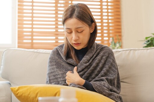 今寒露「早晚開始變涼」！中醫師提醒「這些疾病」多發 吃芝麻、蜂蜜、白蘿蔔養肺潤燥