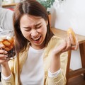 營養師點名「11種食物」吃多會害肥胖、糖尿病、失智！ 調味優酪乳入列