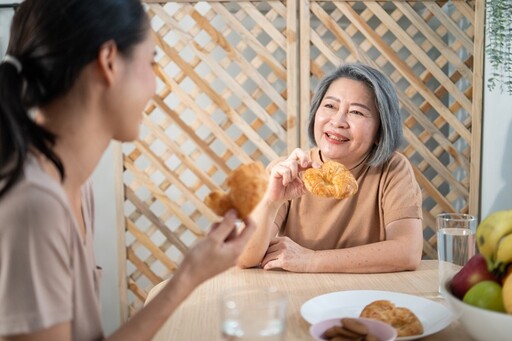 精緻糖VS澱粉，誰對血糖影響更大？答案超乎想像！ 控血糖這樣吃最有效