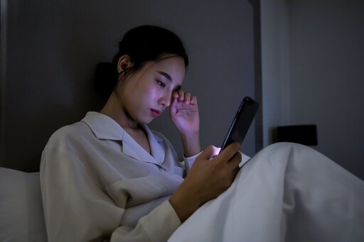 別再做這些事！「11個加速變老元兇」曝 你中了幾個？