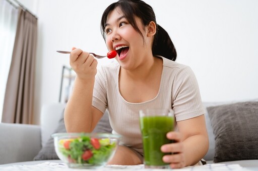 換季皮膚癢？營養師激推「9種抗敏食物」舒緩乾燥、脫皮 最好每天吃這1水果