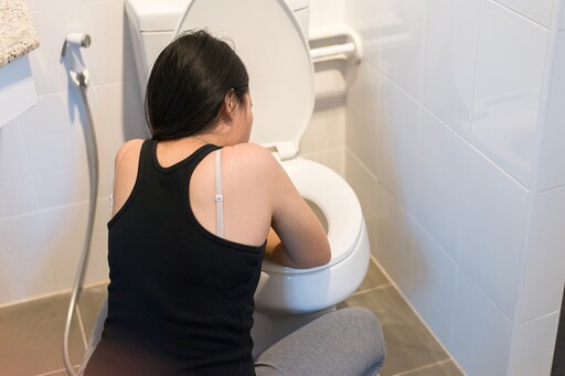吃同樣食物，有人沒事你卻狂拉？ 醫曝真相：諾羅病毒會挑人感染，「這類人」最易中鏢