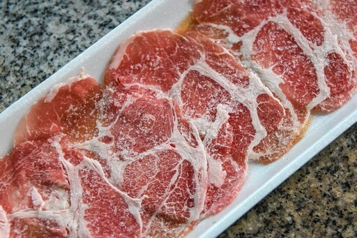 肉冷凍放太久變「喪屍肉」還能吃？醫曝「5跡象」早該丟了 最多只能解凍1次