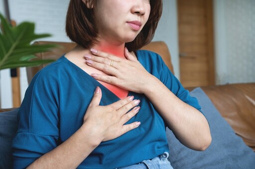 不是感冒！聲音突然變沙啞可能是過敏害的 醫授「5招」快速緩解