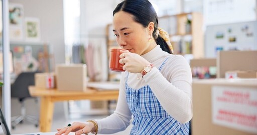 晚睡1小時身體要1.5天才能恢復！醫曝「休假症候群5警訊」 教6招快速自救