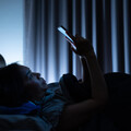 「5題自測」你是否有報復性熬夜傾向！覺得Me Time很重要就是警訊之一 醫教3招改善