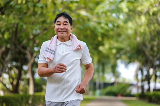 別再說沒時間運動！「這些日常小動作」改善心血管、減緩大腦退化 醫認證有用