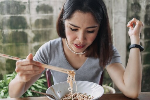 一天「兩餐vs.六餐」哪個更健康？研究揭曉答案 血糖、體重、脂肪肝都降了