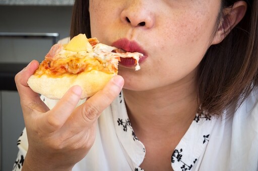 一天「兩餐vs.六餐」哪個更健康？研究揭曉答案 血糖、體重、脂肪肝都降了