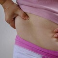 近8成女性腰圍超標！專家解析腹部肥胖與健康風險 ft成大醫院家庭醫學部 吳至行主任
