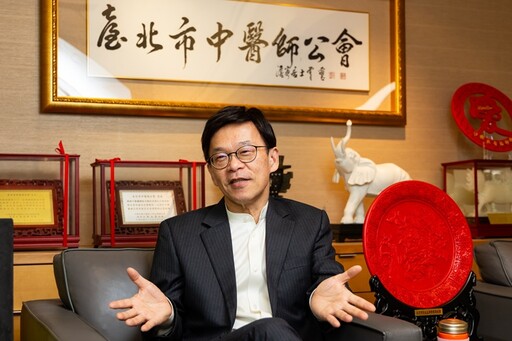 台北市中醫師公會陳文戎 理事長 養生不求人，從趨吉避凶開始
